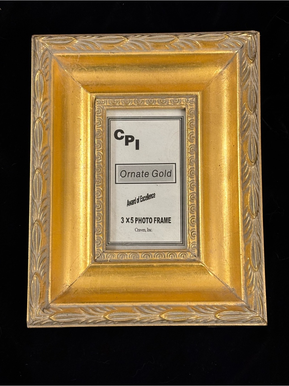 Ornate Gold-leaf 3x5 Photo Frame.
